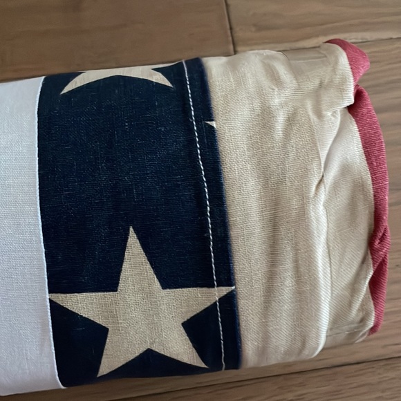 COPY - Pottery Barn American Flag Tablecloth, NWOT - Picture 9 of 11